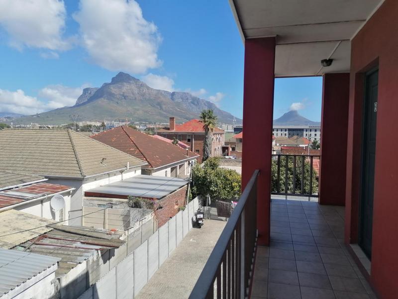 2 Bedroom Property for Sale in Maitland Western Cape